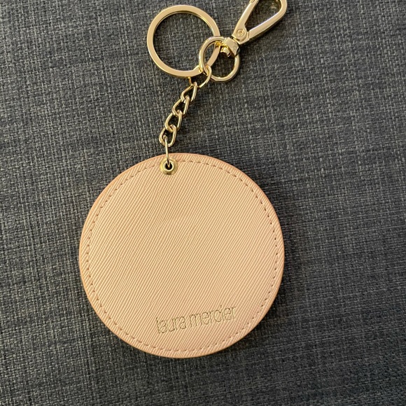 Laura Mercier mirror key chain - Picture 2 of 3